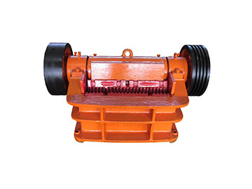 PE100*600顎式破碎機(jī)