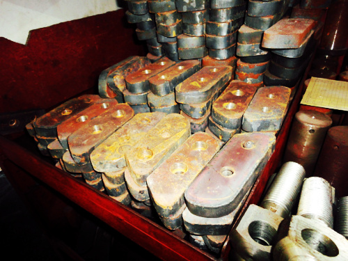 反擊式破碎機(jī)配件圖